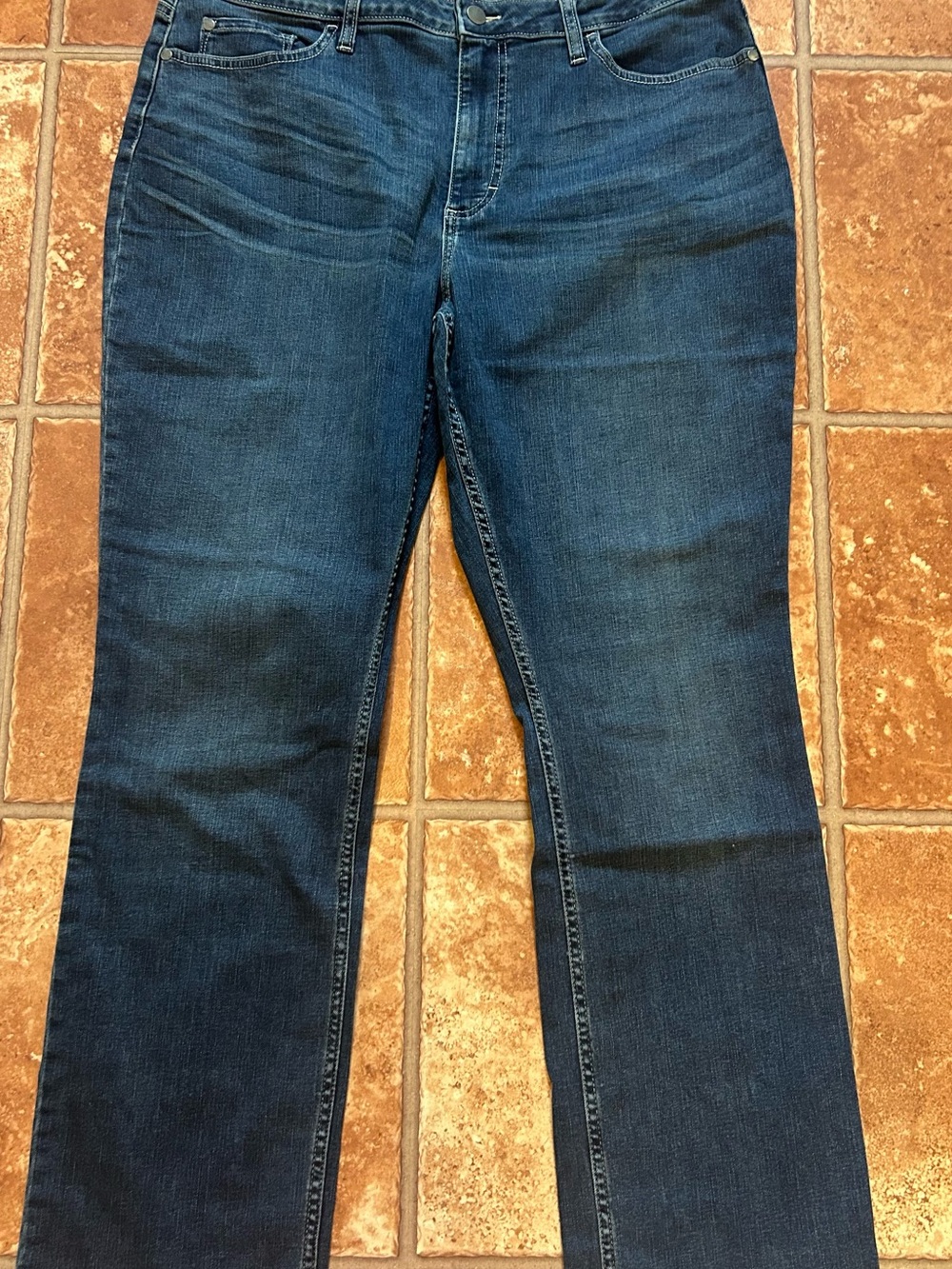 Lee Women's Dark Wash Straight Leg Jeans 18 M